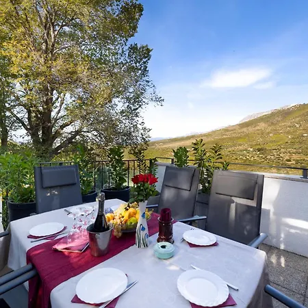 Hidden Paradise - By Split * Žrnovnica